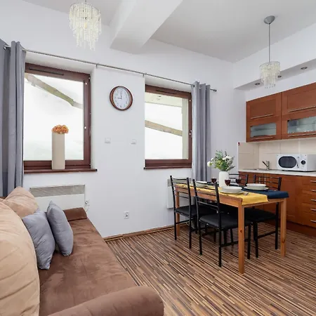 Cozy Nosal Jaszczurowka By Renters * זקופאנה